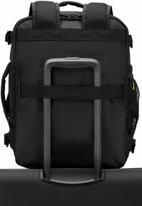 Sac à dos noir avec des bretelles en maille, une poignée supérieure et une fente pour passe-bagages. Tissu texturé, design compact et forme épurée.