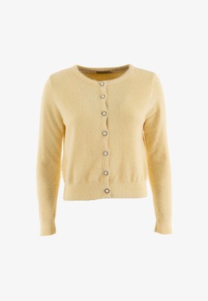 Cardigan giallo in pelliccia sintetica con scollatura rotonda, maniche lunghe e una fila di bottoni decorativi lungo il davanti.