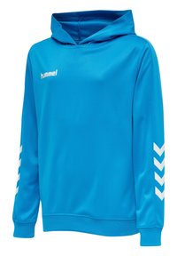 Felpa sportiva blu brillante con logo hummel bianco sul petto e strisce a chevron bianche lungo le maniche, polsini e orlo a costine.