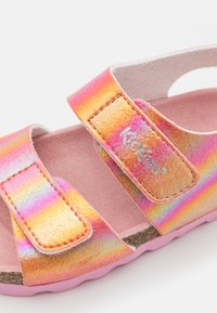 Kickers SUMMERKRO - Sandalias - rose rainbow