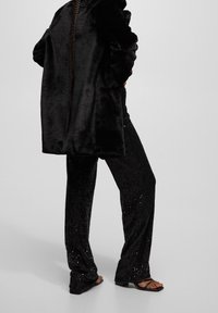 PULL&BEAR Krátký kabát - mottled black