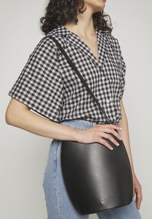 SAC OVALE - Across body bag - black