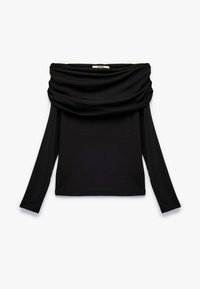 Sort off-shoulder top lavet af blødt materiale, med lange ærmer og en draperet halsudskæring. Enkel, glat tekstur uden mønstre.