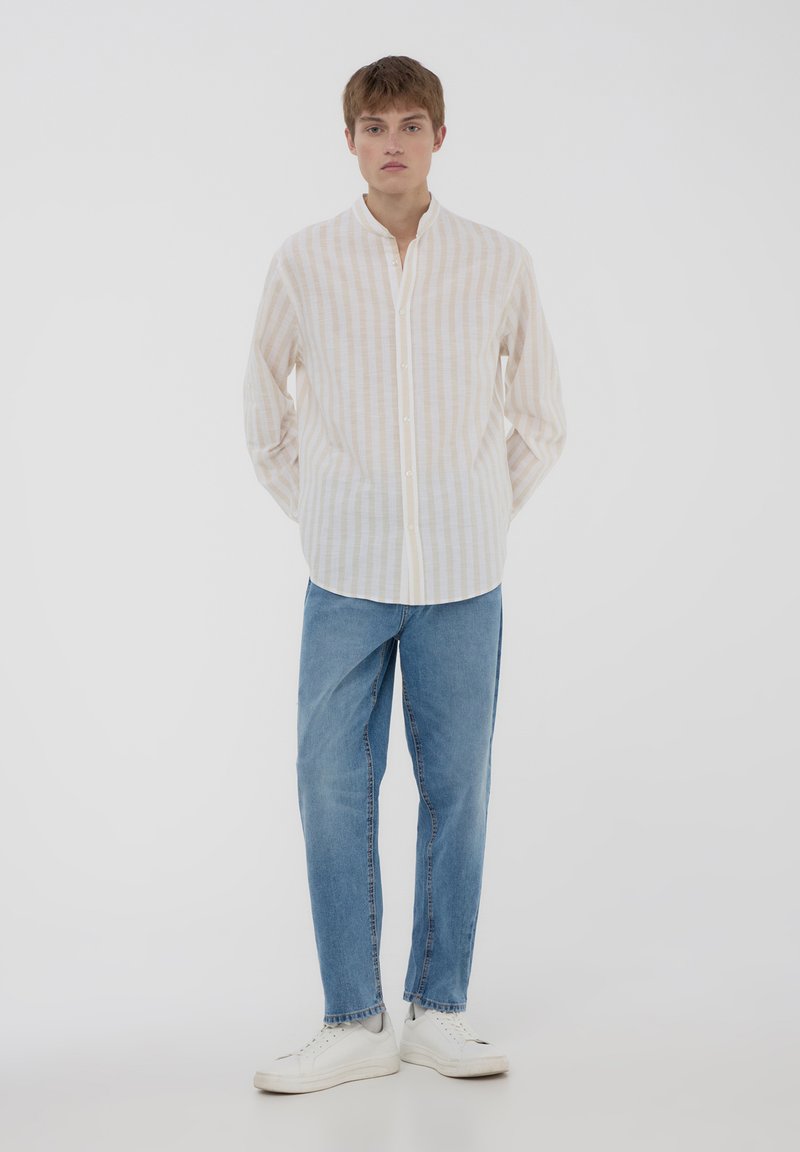 Terranova COREANA RIGHE Camicia var crema/beige screziato