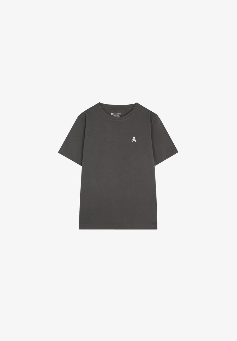 Camiseta de algodón gris oscuro con mangas cortas, escote redondo y un pequeño logo de calavera y huesos cruzados en el lado izquierdo del pecho.