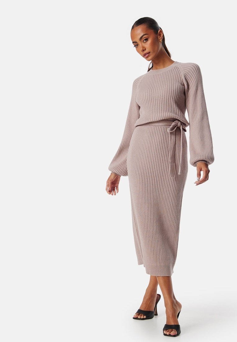 Abaya Amira Knitted Dress Sale Amira Knitted Dress Outlet BUBBLEROOM Round  Neck Rib Knitted Midi Dress