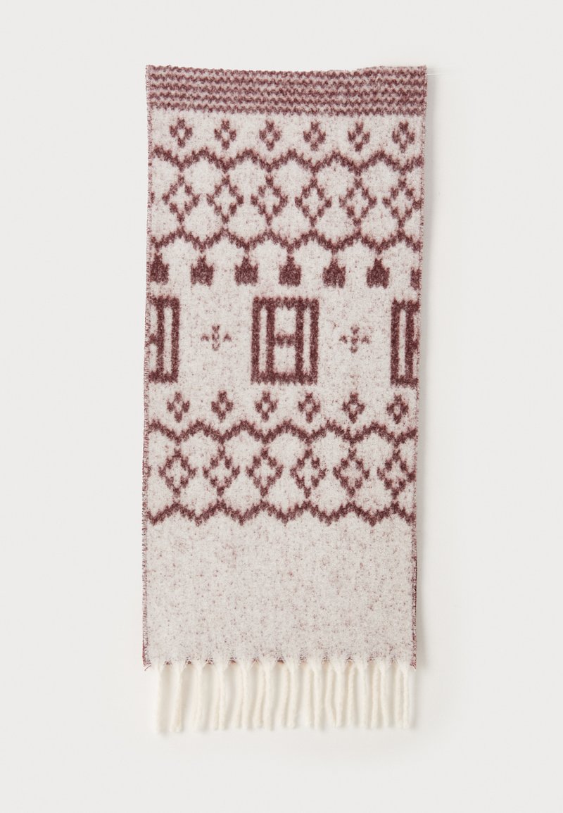 Écharpe en mélange de laine dans un crème clair avec un motif géométrique texturé en bourgogne, des bords frangés et une finition lisse et douce.