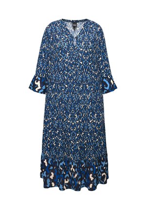 Blå mønstret kjole med V-hals, trekvartærmer med flagrende manchetter og en flagrende kant. Lavet af letvægtsstof i forskellige nuancer af blå.