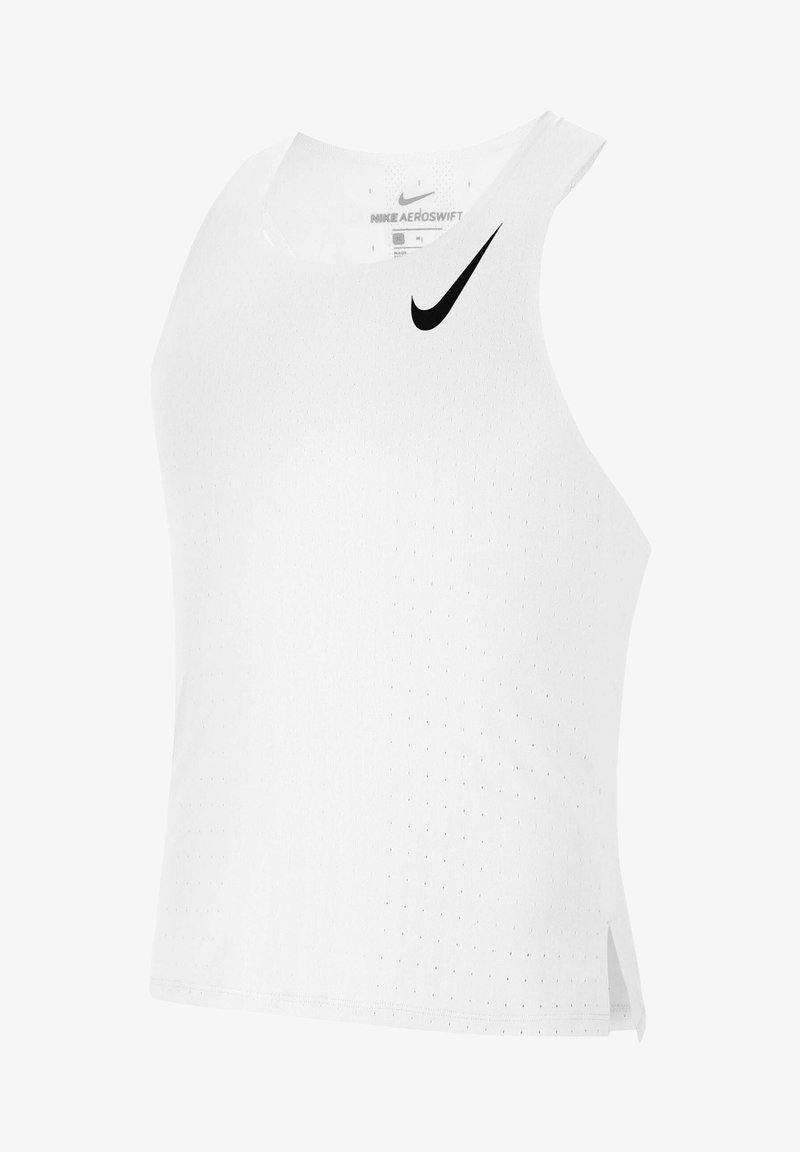 Valkoinen urheilullinen hihaton paita, joka on valmistettu hengittävästä kankaasta, sisältää perforoidun tekstuurin, pyöreän kaula-aukko ja musta Nike-logo rinnassa.