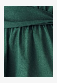 Ausgewählt, emerald