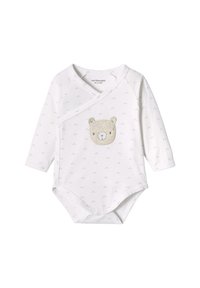 Weißes Baby-Overall mit langen Ärmeln und Wickeldesign, das ein Bärenkopf-Applikation auf der Brust und kleine gepunktete Muster aufweist.