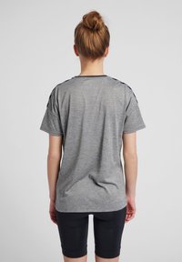 Hummel HMLAUTHENTIC  - T-shirt z nadrukiem