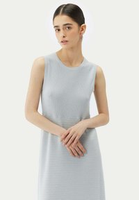 GOBI Cashmere LEICHTES - Maxiklänning - light blue