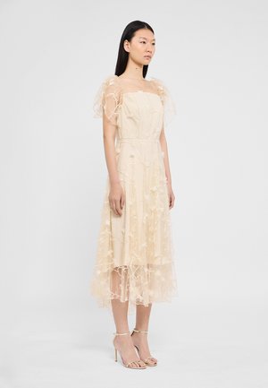 WENDY DRESS - Alkalmi viselet - honey