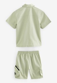 Next SHORT SLEEVES UTILITY AND SET - REGULAR FIT - Cargobukser - neutral