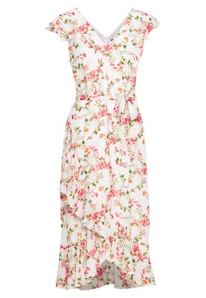 Bloemenjurk met een witte achtergrond en roze en groene print, V-hals, korte mouwen, geplooide zoom en een ceintuur die je zelf kunt strikken.