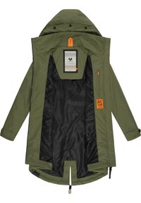 Olive roheline parka musta sisuga, millel on oranž aksent lukul. Includes dekoratiivne sisetikand ja reguleeritav alläär.