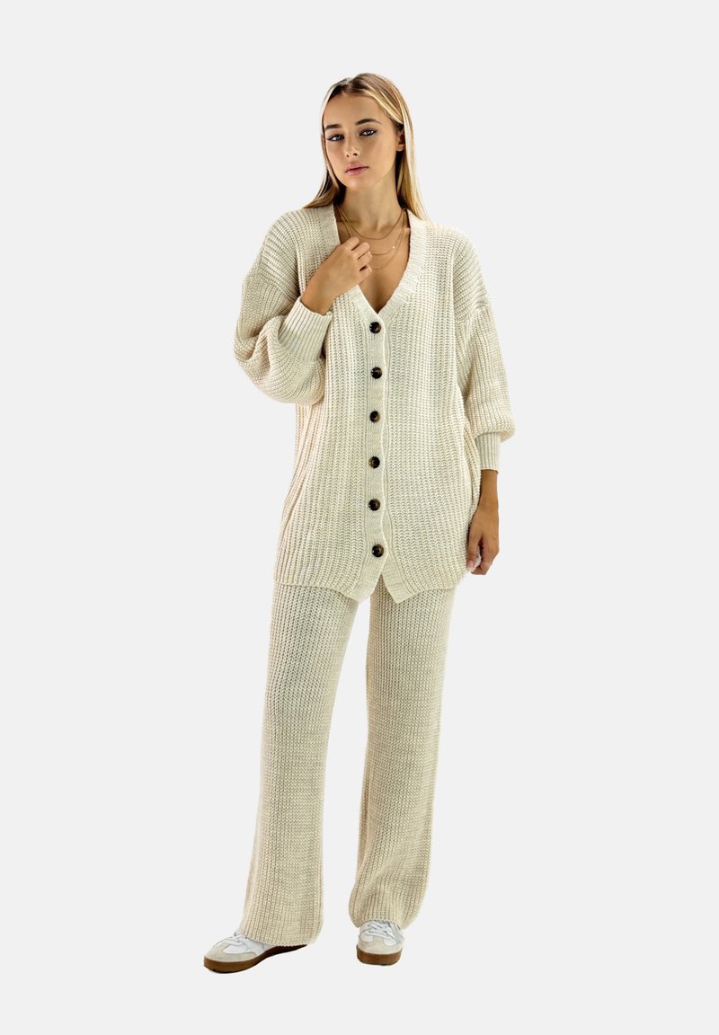 Elara LANGESSET  - Vest - beige