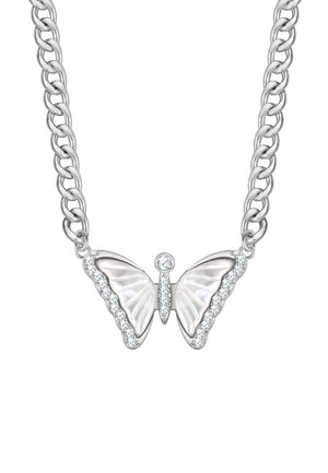 Collana con pendente a forma di farfalla in argento con accenti di cristallo e finitura in madreperla texturizzata. Maglie della catena spesse si collegano al pendente.