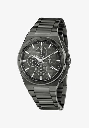 Schwarze Maserati-Chronographenuhr aus Edelstahl mit Tachymeter, Datumsfenster, drei Subdials und strukturiertem Zifferblatt, das 2:10:09 anzeigt.