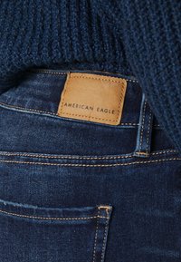 American Eagle SUPER HI RISE DREAM - Calças de ganga de corte skinny - blue plunge