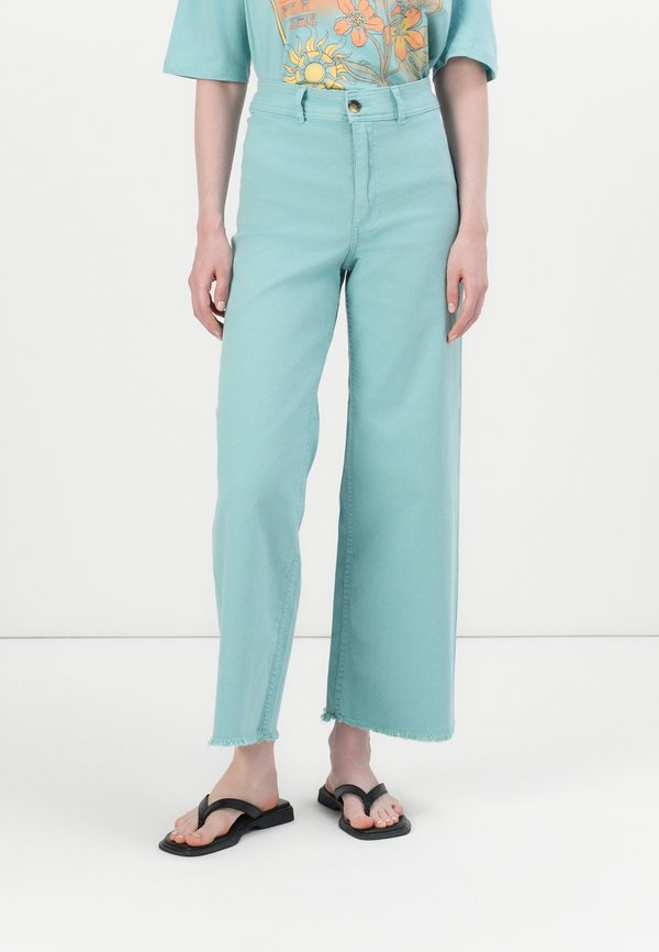 FREE FALL - Flared Jeans