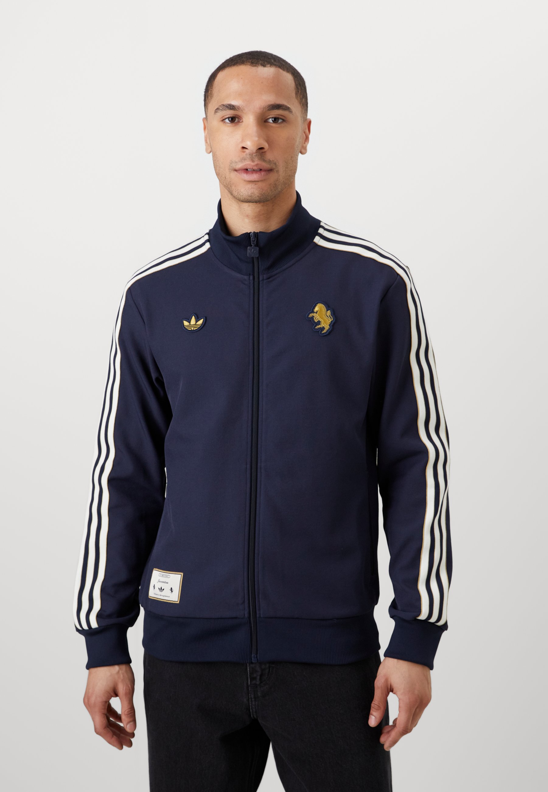 Juventus ジップアップジャケット ネイビー Juventus ジップアップジャケット ネイビー