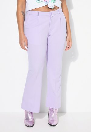 KNOPFVERSCHLUSS - Pantaloni - lavender