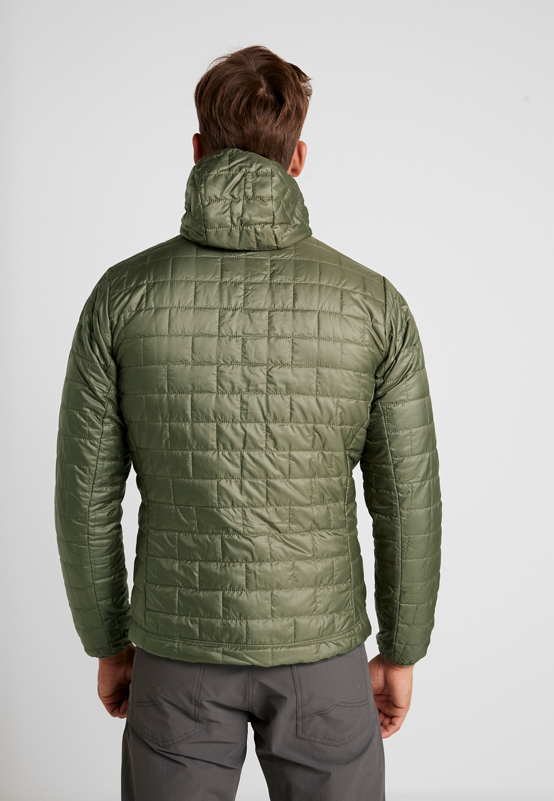 Patagonia NANO PUFF HOODY Vinterjacka industrial green Patagonia NANO PUFF HOODY Vinterjacka industrial green