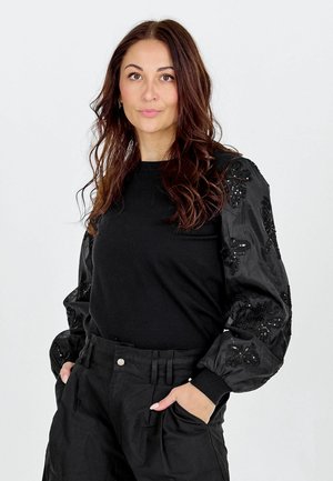 CHELO  - Svetrík - black