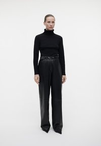 Lederhose - black
