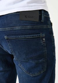 Garcia RUSSO - Vaqueros rectos - blue