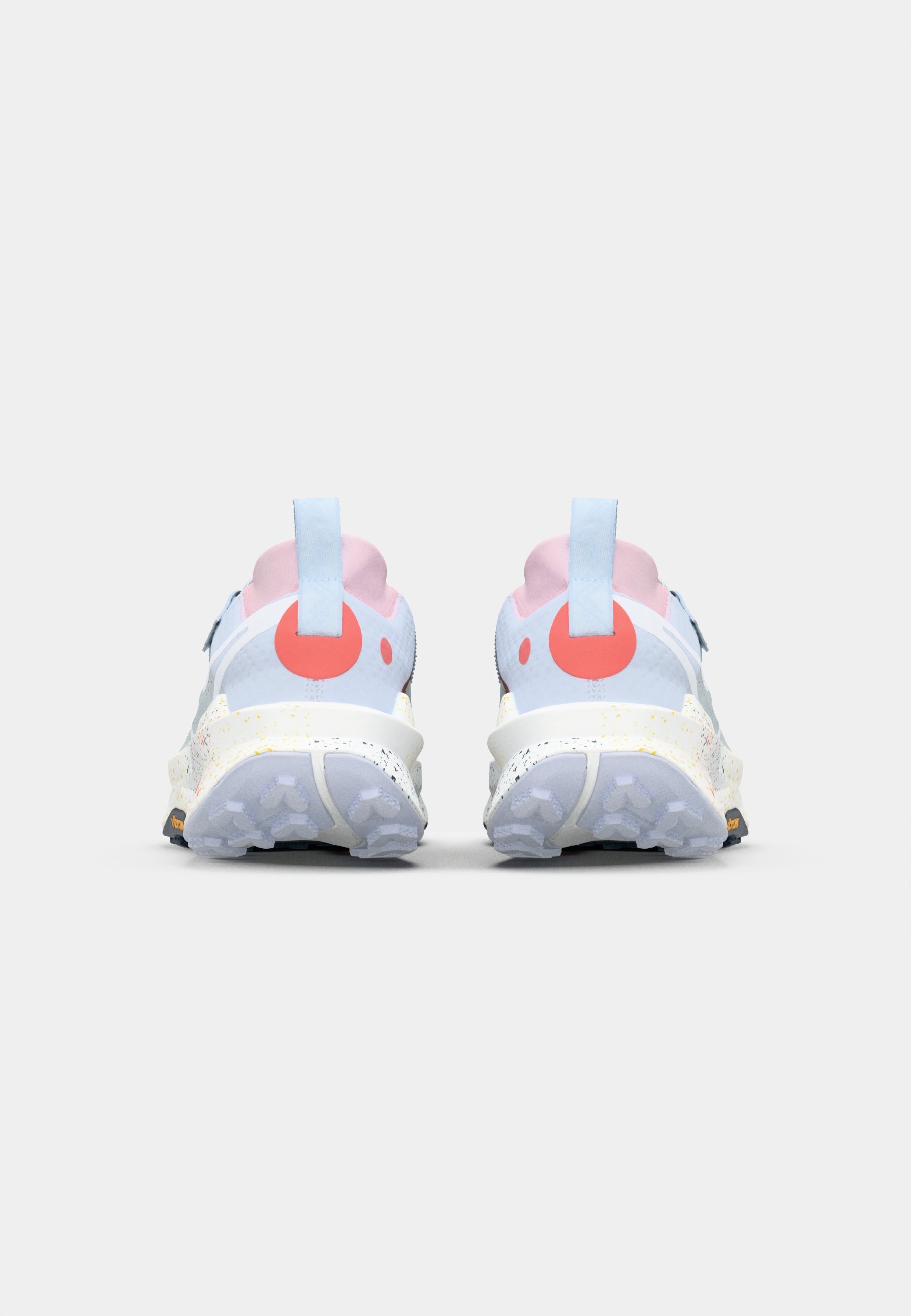 Nike Performance ZEGAMA TRAIL 2 - Pantofi alergare trail - pure