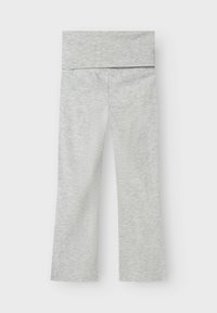 Leggings grigie a zampa realizzati in un materiale morbido ed elastico; presentano una vita alta e ampia e una texture liscia per il massimo comfort.