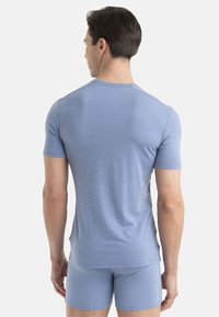 icebreaker ANATOMICA - Tílko - LIGHT BLUE