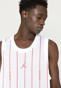 Jordan Top - white/gym red