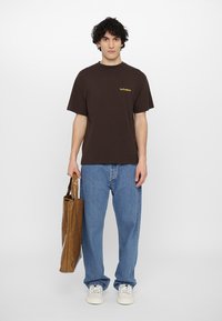 No Problemo MINI TEE - T-shirts - brown