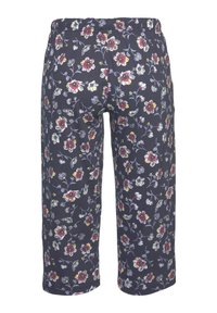 Bloemmotief capri-broek in marineblauwe stof, met een zachte textuur, elastische tailleband en levendige patronen van rode, gele en witte bloemen.
