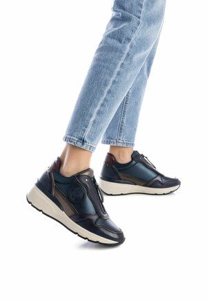 Carmela Zapatillas - navy