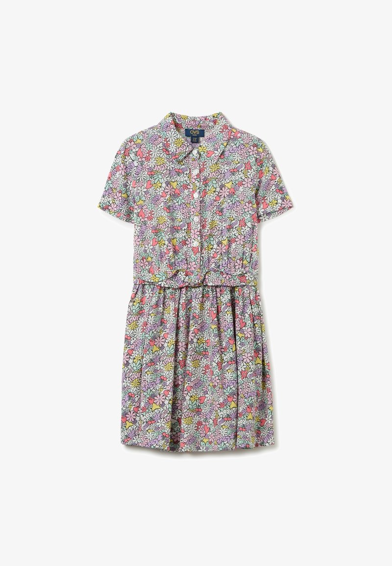 Robe à manches courtes boutonnée avec ceinture à nouer, arborant un motif coloré de fleurs et de cœurs avec des mots tels que « amour » et « bonjour ».