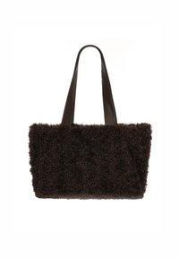 Brązowa pluszowa torba na ramię z teksturowaną, puszystą powierzchnią i gładkimi skórzanymi uchwytami. Przestronny, prostokątny kształt do wszechstronnego użytku.