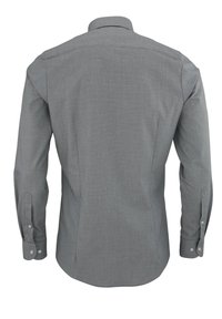 Langärmliges graues Herrenhemd mit Knopfmanschetten, von hinten gezeigt, mit flachem Kragen und taillierter Passform.