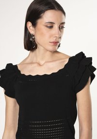 INFLUENCER FRILLED  - T-Shirt print - black