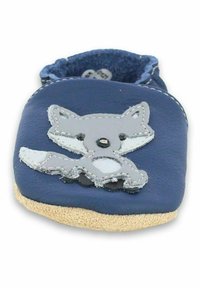 Navy leren babyschoen met een zacht tan suede zool, voorzien van een grijze en witte vos applicatie aan de voorkant en contrasterende stikseldetails.