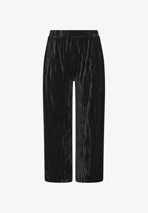 Czarne spodnie z szerokimi nogawkami w pomarszczonym wzorze, z elastycznym pasem i długością do kolan. Wykonane z miękkiego, lekkiego materiału.