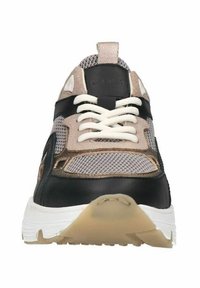 Heren sneakers met een zwart leren en beige suède bovenwerk, mesh panelen, witte veters en een witte rubberen zool met een gestructureerde afwerking.