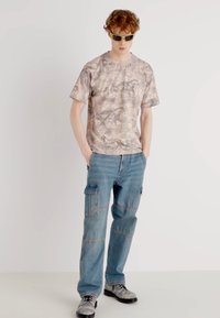 Levi's® VINTAGE - Osnovna majica kratkih rukava - white onyx