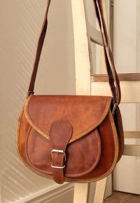 Gusti Leder ROMY - Umhängetasche - brown
