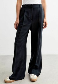 New Look PINSTRIPE WIDE LEG - Tygbyxor - navy