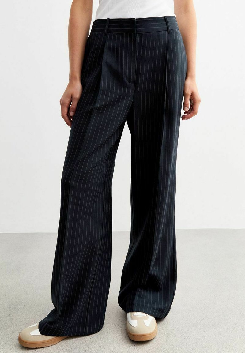 New Look PINSTRIPE WIDE LEG - Tygbyxor - navy